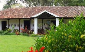 Hotel Hacienda El Roble